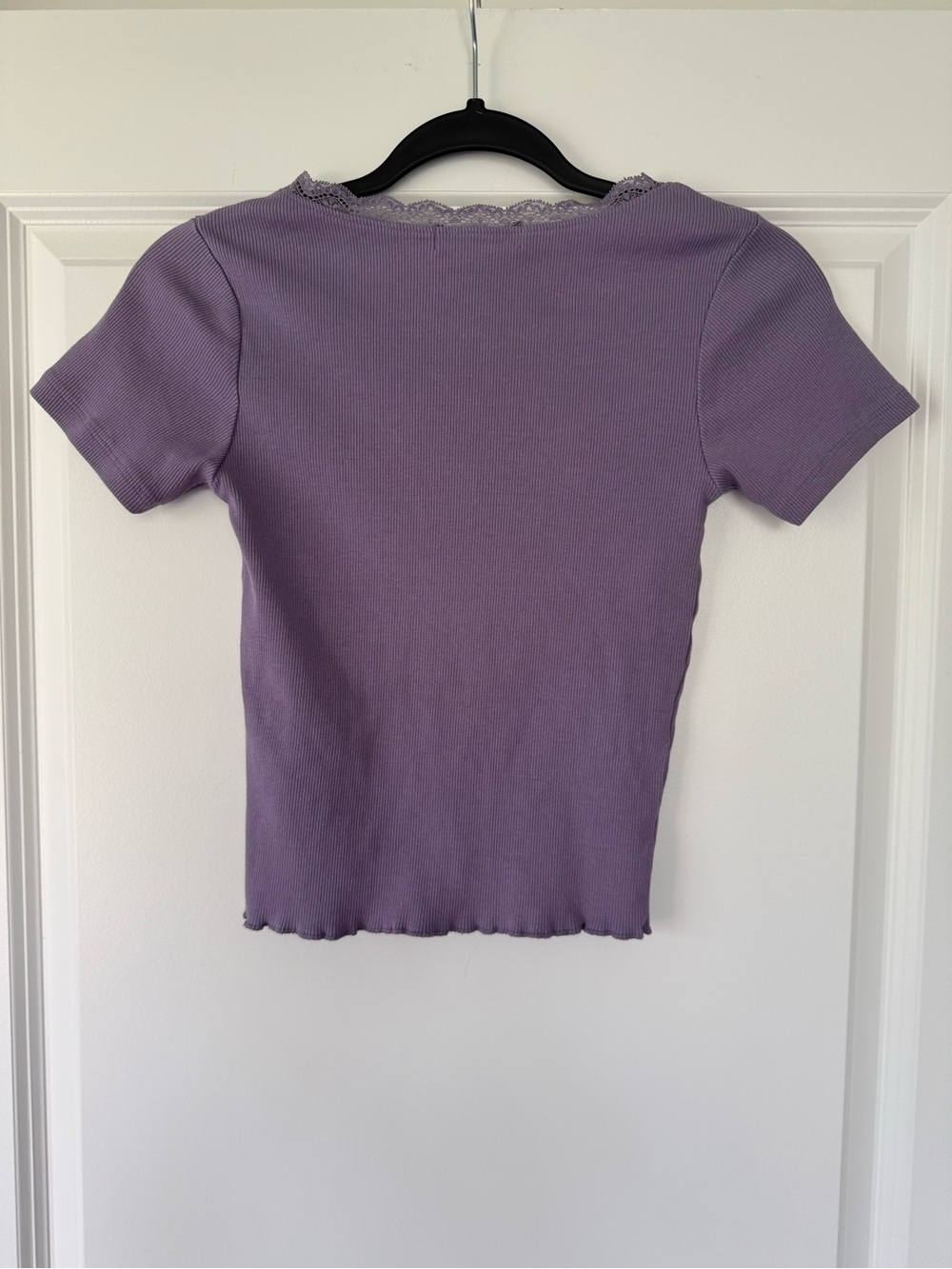 Streetwear Society Lavender Ribbed Lace-Trim Tee - Picture 5 of 5